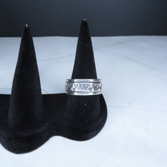 Sterling Silver Spin Ring with Heart Design - Picture 1 of 7